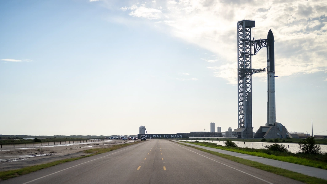 Starship V3 test success fuels SpaceX IPO momentum despite booster loss