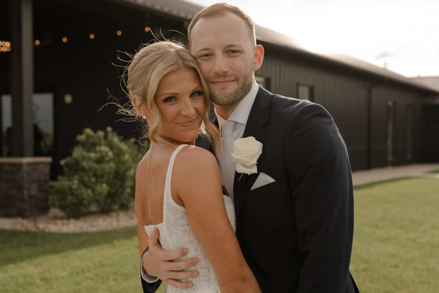Dallas Cowboys cheerleader Kennedy Hannan marries Nolan Ruff in elegant ...