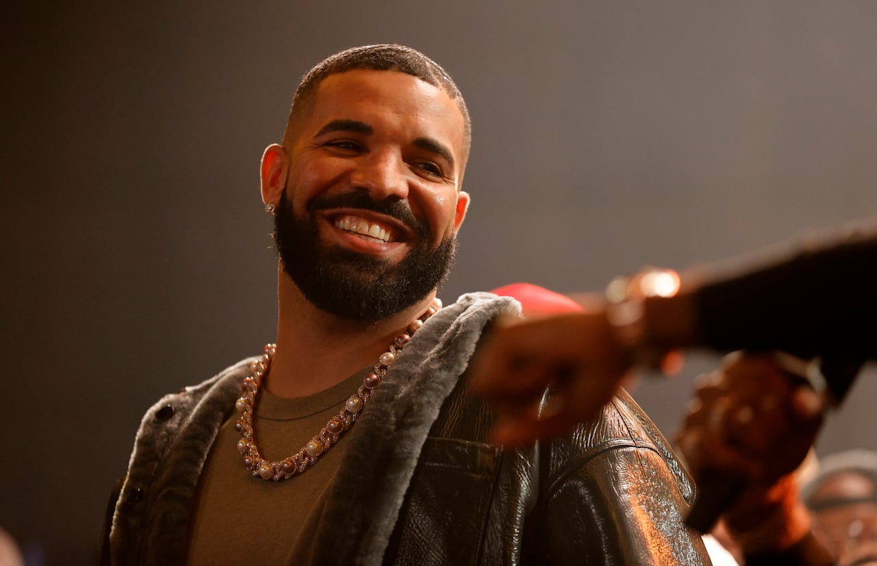 Drake breaks King of Pop's record for No. 1 hits