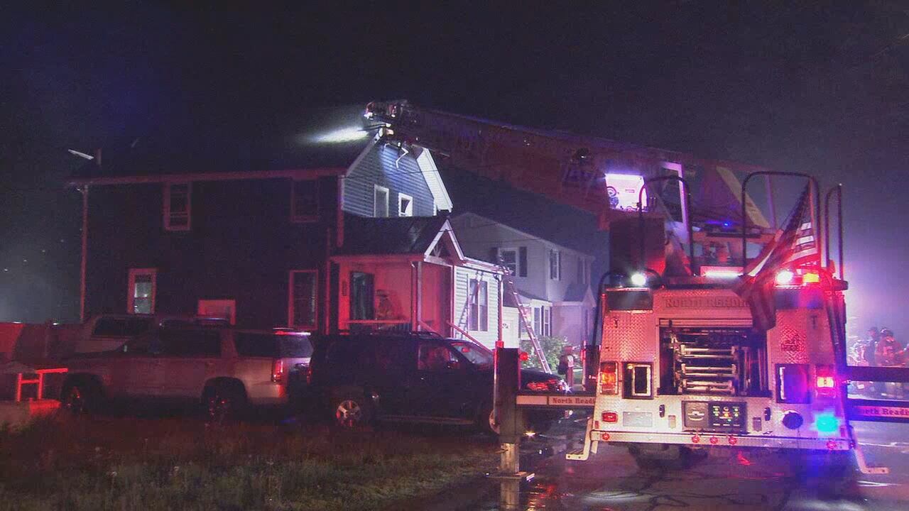 Crews extinguish 2-alarm fire in North Reading