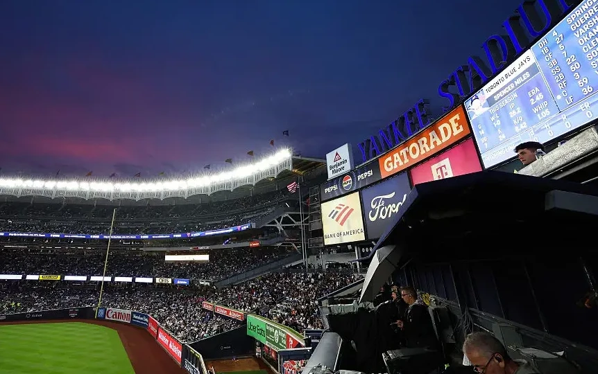 Yankees sign Peter Strzelecki as bullpen depth option