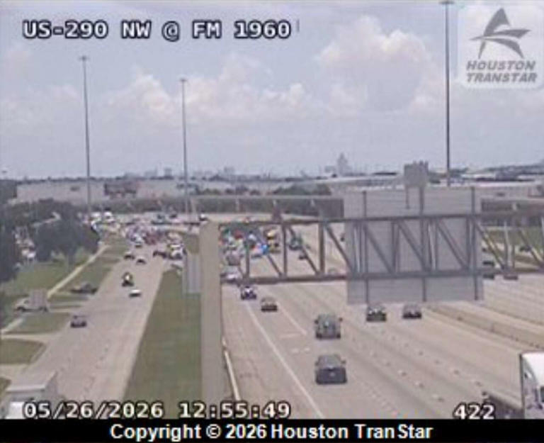 5 hospitalized, westbound US 290 shut down after 18-wheeler crash in Cy ...