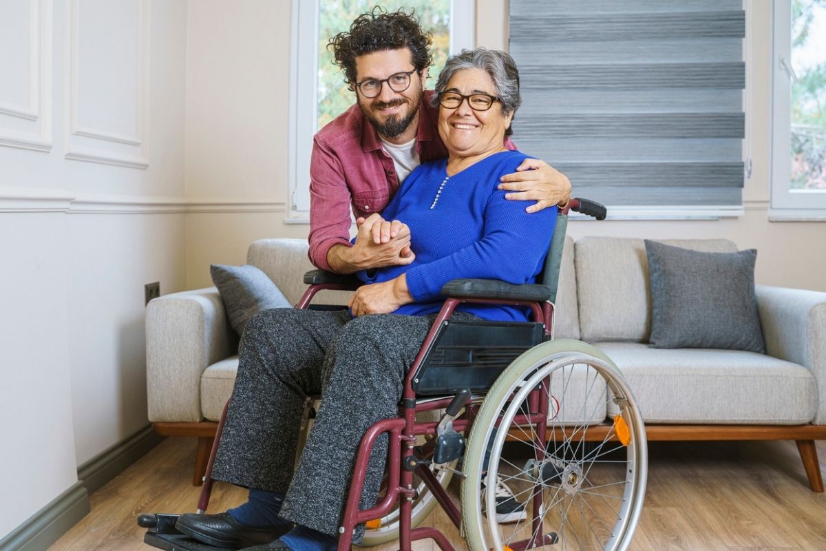 Trois facteurs à prendre en compte si vous fournissez des soins à un parent