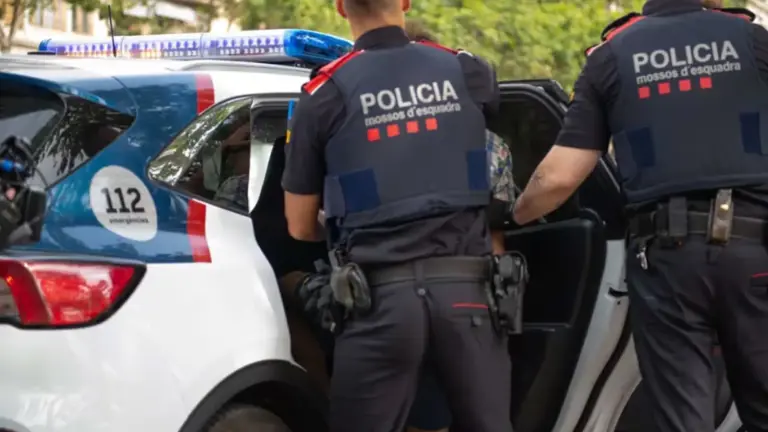 Detenidos dos hombres por robo y lesiones graves con un machete a un ...
