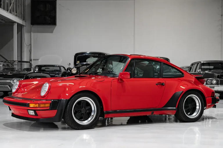 Air-cooled nirvana: Singer and Cosworth recreate the 1980s Porsche 911 ...