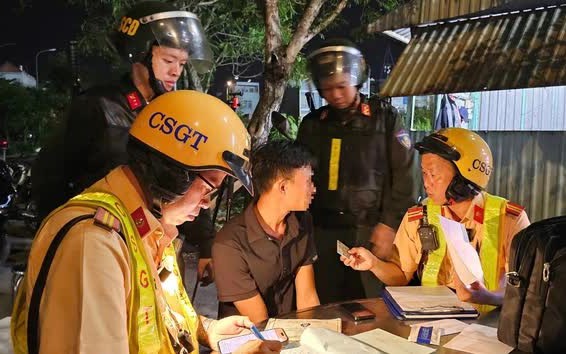 Công an TP.HCM tìm 'Minh Rồng' và nhóm người liên quan vụ gây rối tại quán Góc Phố