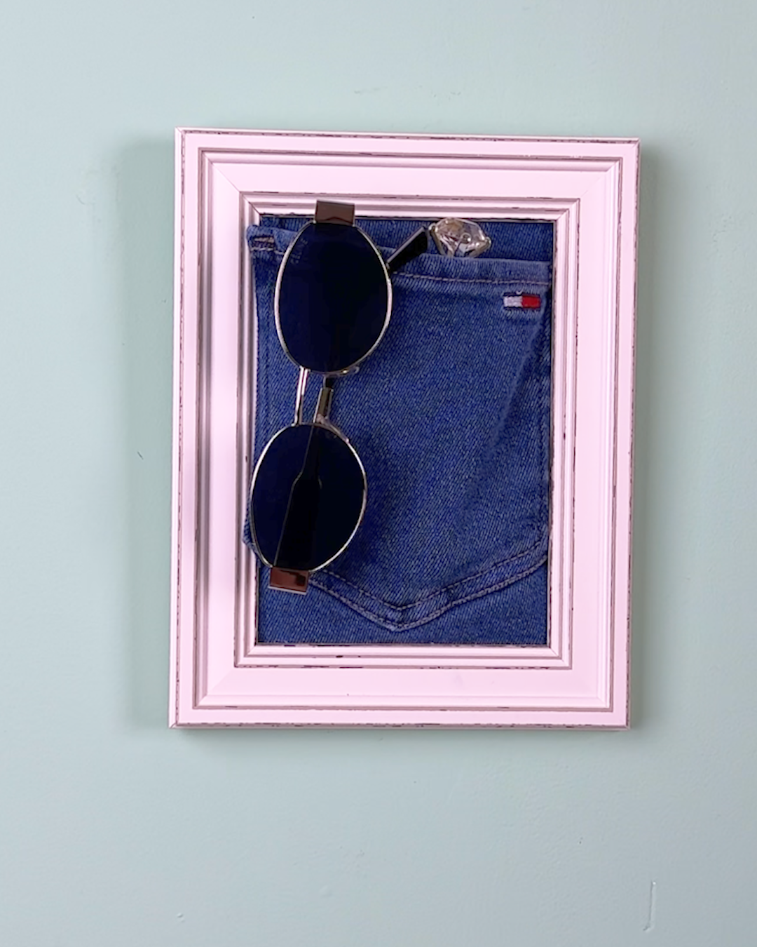 Extraordinary wall storage hack for everyday essentials👖