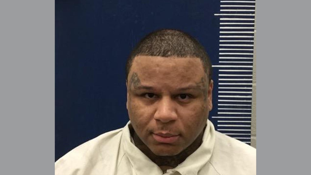 FBI offers $10,000 reward as manhunt continues for escaped federal ...
