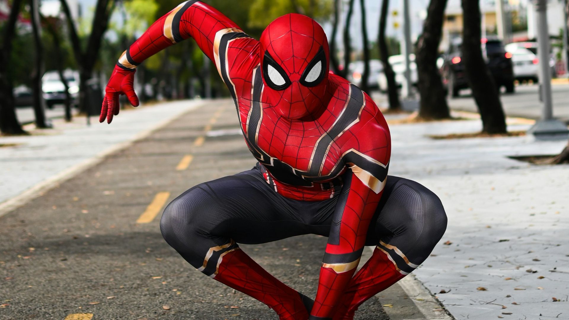 The 10 best superhero costumes & 10 that make no practical sense