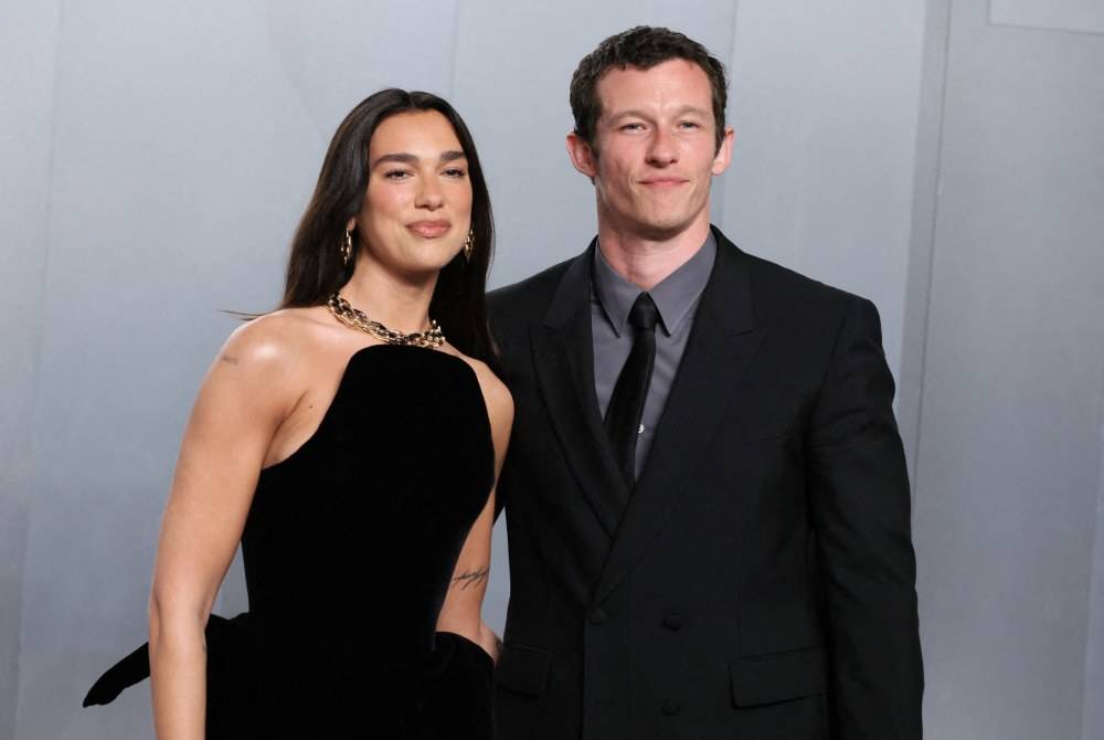 Singer Dua Lipa and actor Callum Turner married in London
