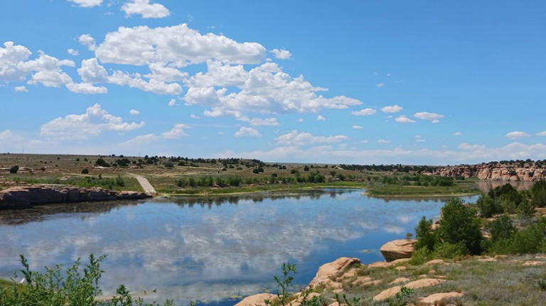 Colorado's once-thriving artificial lake for water fun has dried up and ...
