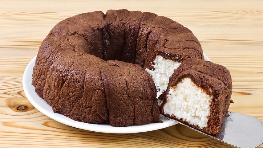 Ciambella di Pavesini al cioccolato e cocco: il dessert fresco ...