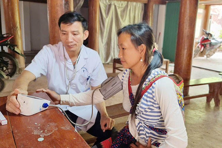 Điện Biên đẩy nhanh việc khám chữa bệnh cho nhân dân