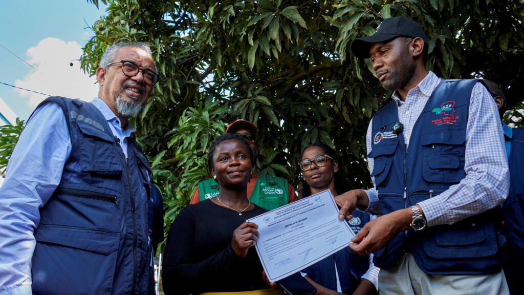 Ebola en RDC : fin de la visite du patron de l’OMS, reçu par le ...
