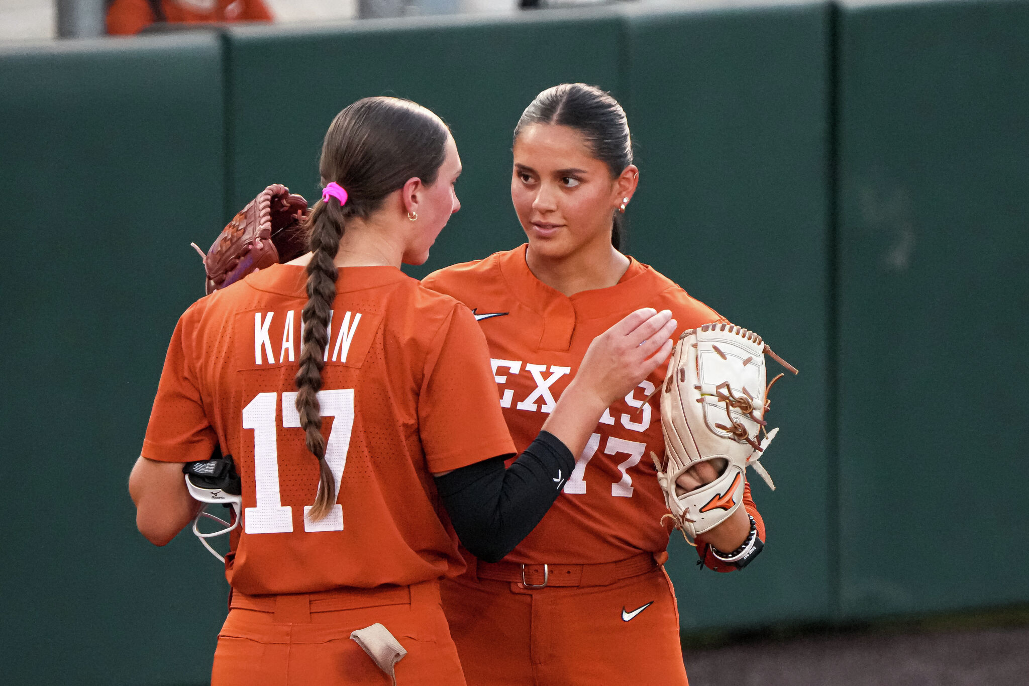 Texas vs Tennessee: Citlaly Gutierrez, Teagan Kavan outshine Tennessee ...