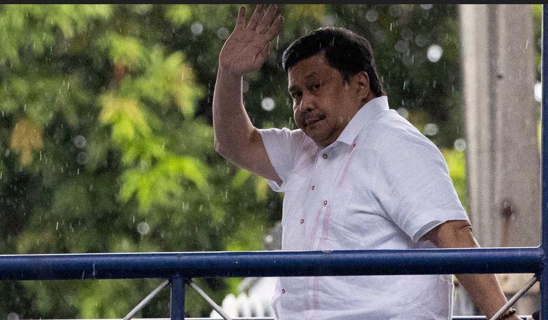 Jinggoy Estrada, 3 co-accused in flood control mess now detained at QC ...