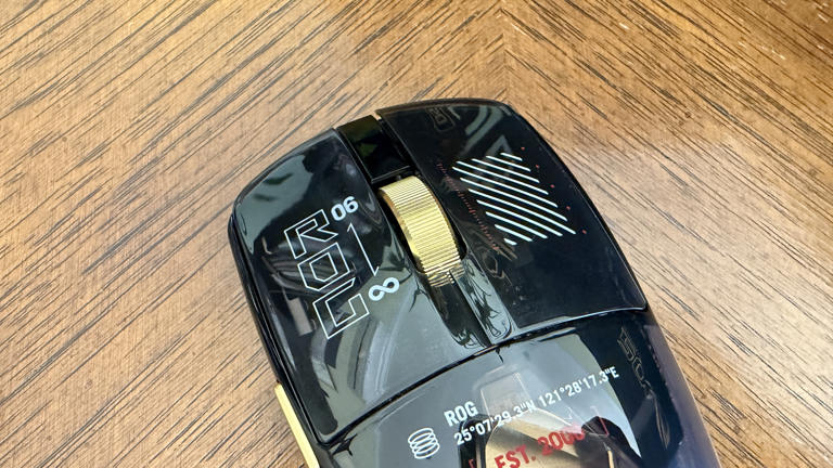 ASUS upgraded its best gaming mouse for ROG's 20th anniversary, and I ...