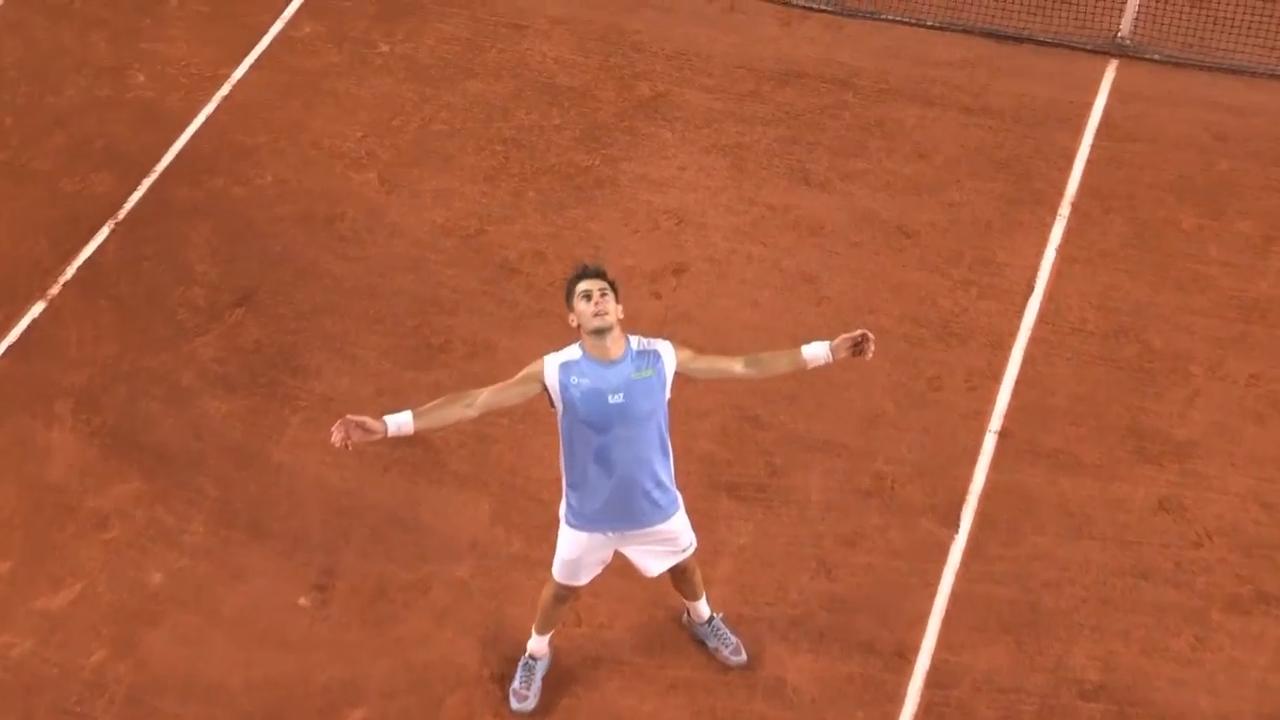 Arnaldi edges Tiafoe in epic five-set contest at Roland-Garros