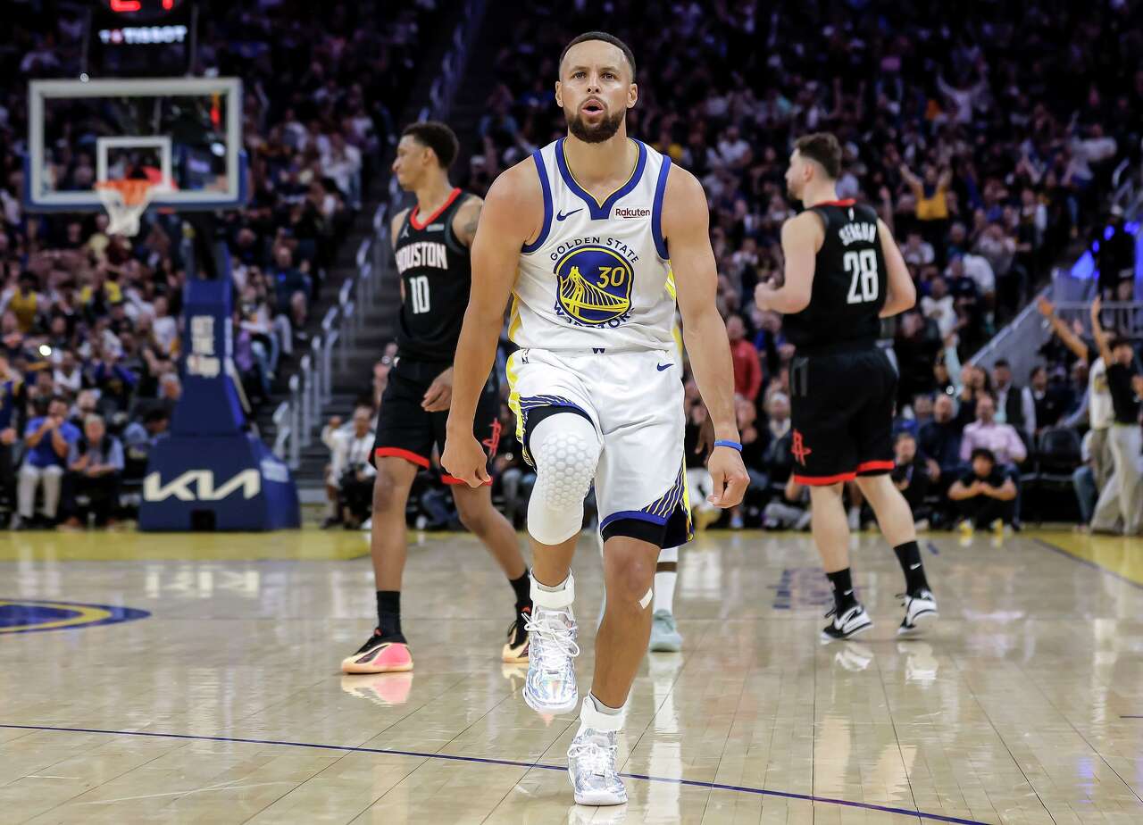 Warriors' Steph Curry ends shoe free agency, signs deal with China's Li ...