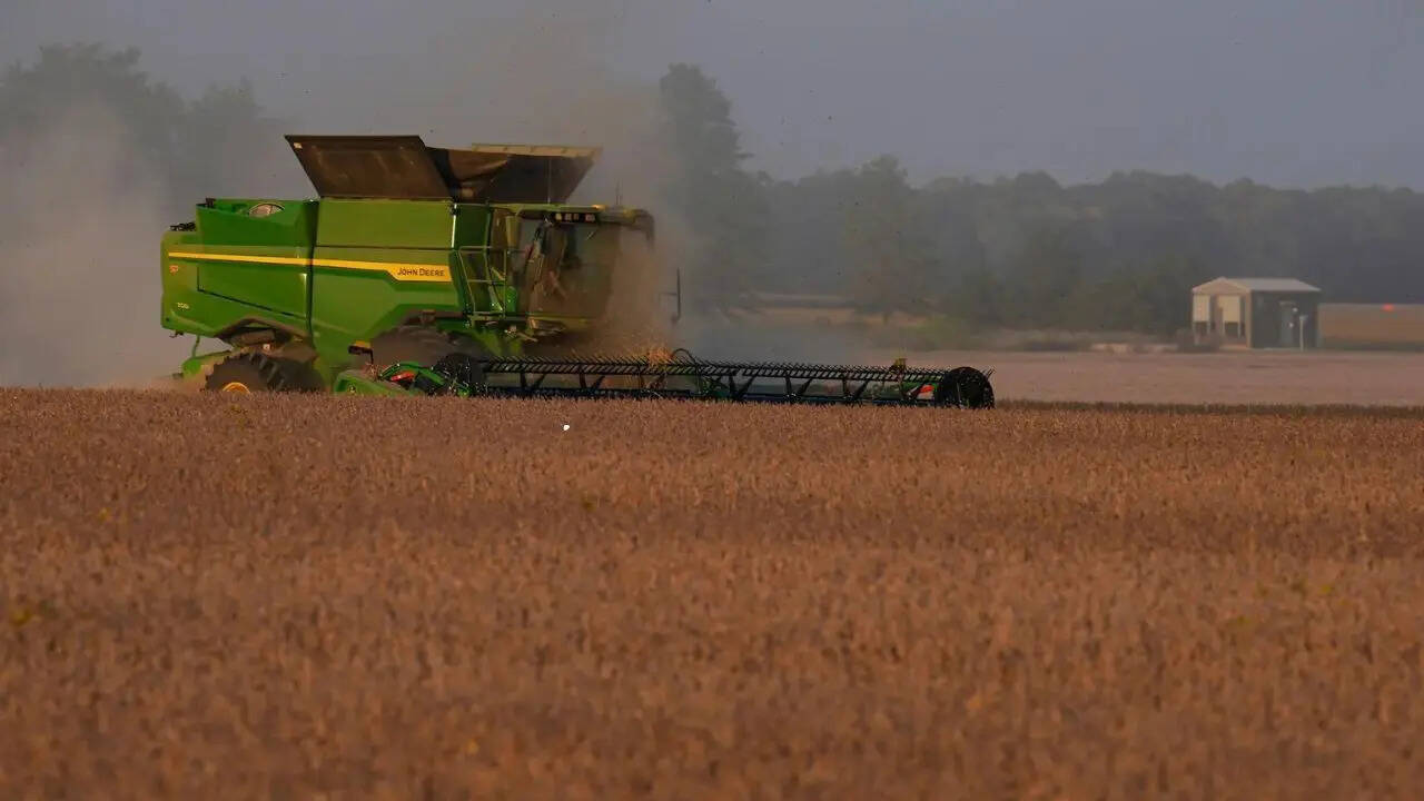 US farmers get tariff relief as Trump blames Iran war for rising costs