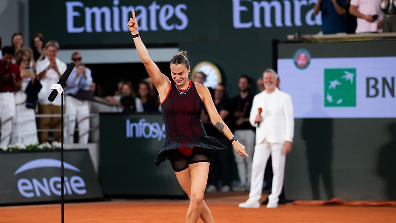 french-open-2026-aryna-sabalenka-channels-her-inner-moonwalk-after
