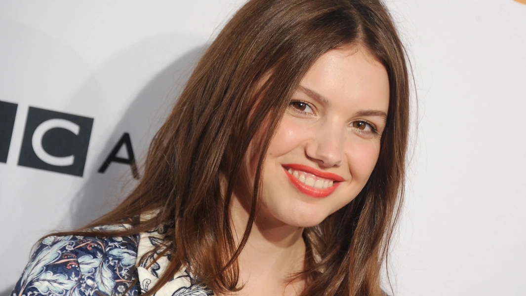 hannah-murray-s-descent-into-a-wellness-cult