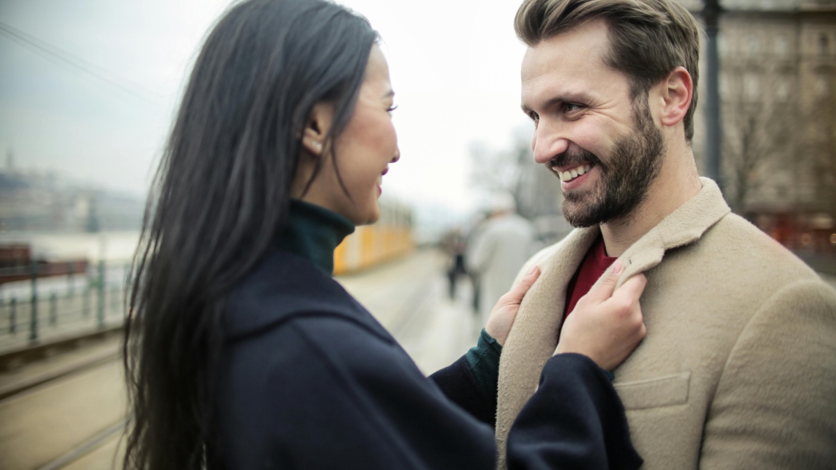 Why offline dating is making a comeback for singles tired of apps