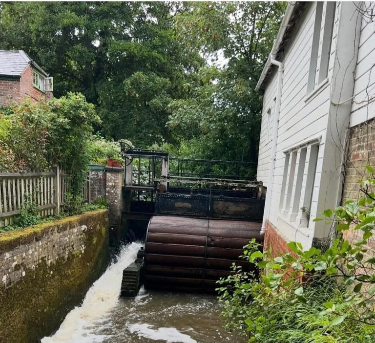 Hellingly and Horsebridge Village News