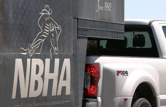 Barrel racing community reacts after 3 horses stabbed at Las Vegas ...