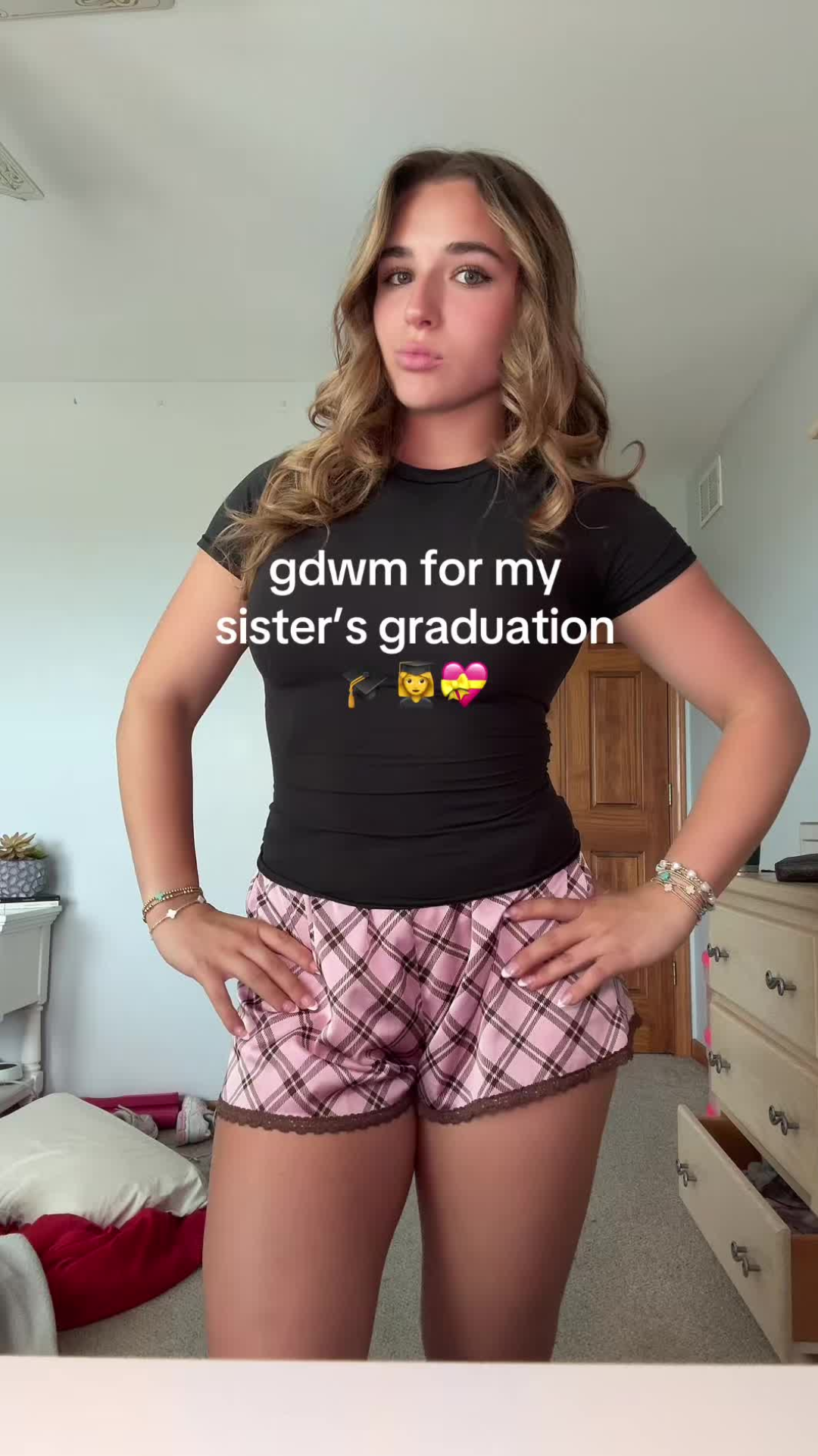 Hot graduation day looks and giveaway winners