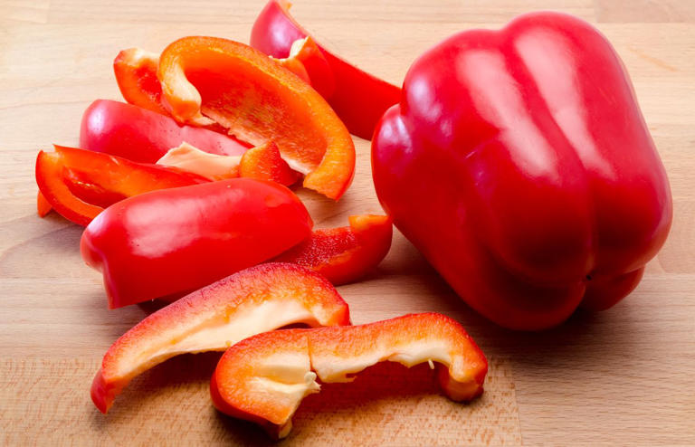 5 foods that are healthier raw than cooked
