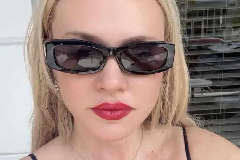 Hilde Lynn Helphenstein, aka Jerry Gogosian, was discovered lifeless by her plastic surgeon.