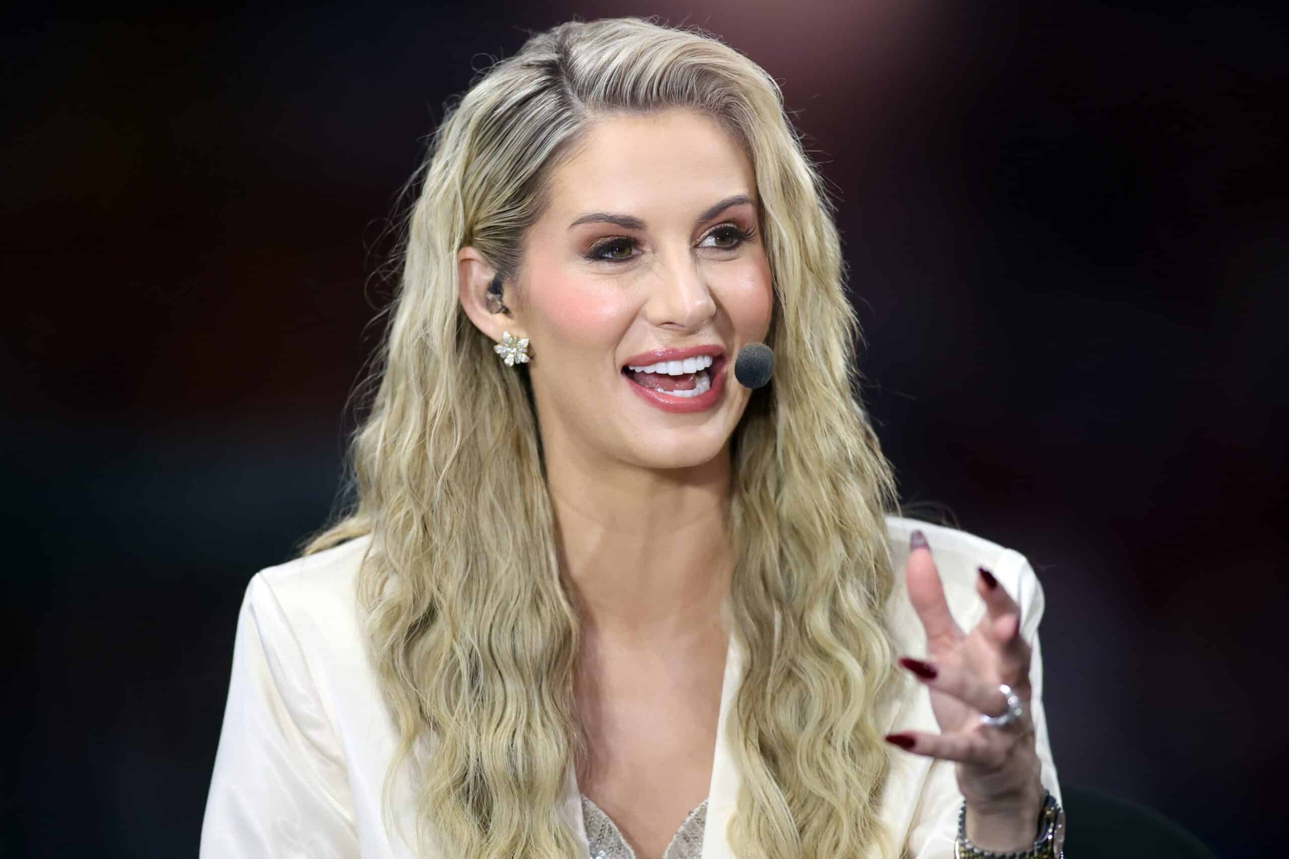 Laura Rutledge claims her husband pushed her return to work because she ...