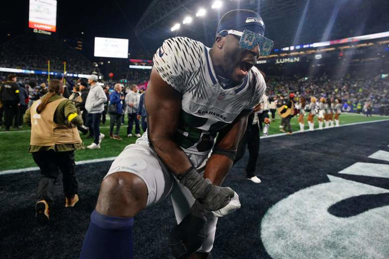 Seattle Seahawks edge rusher signs for $42 million extension