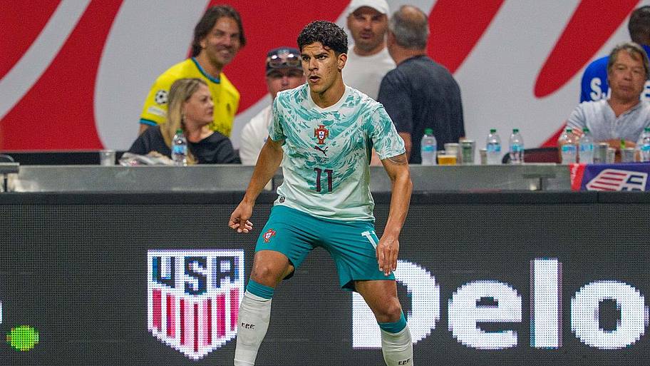 Fernandes couldn’t keep West Ham United in the Premier League. | Andrew J. Clark/ISI Photos/USSF/Getty Images