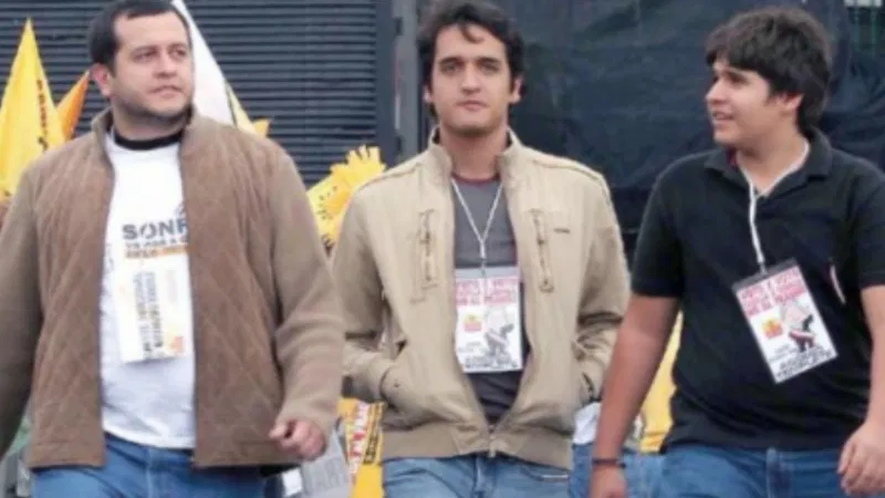 Jesús Ernesto López Gutiérrez junto a sus hermanos hace unos años.