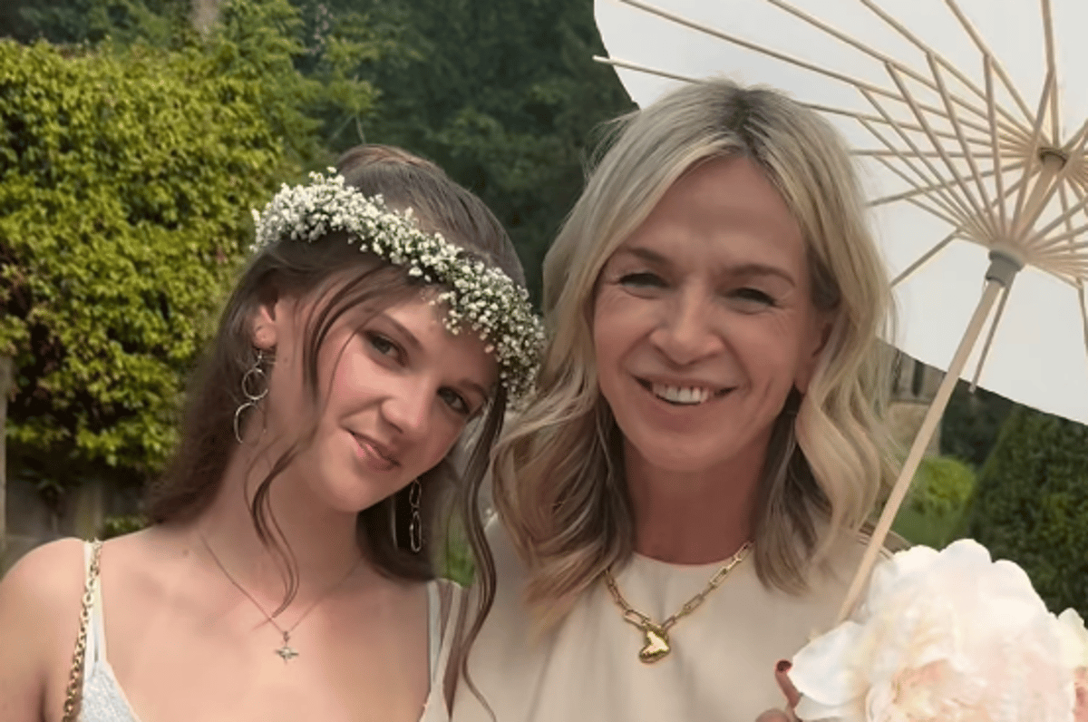 Zoe Ball reunites with daughter after teen went to live with her dad