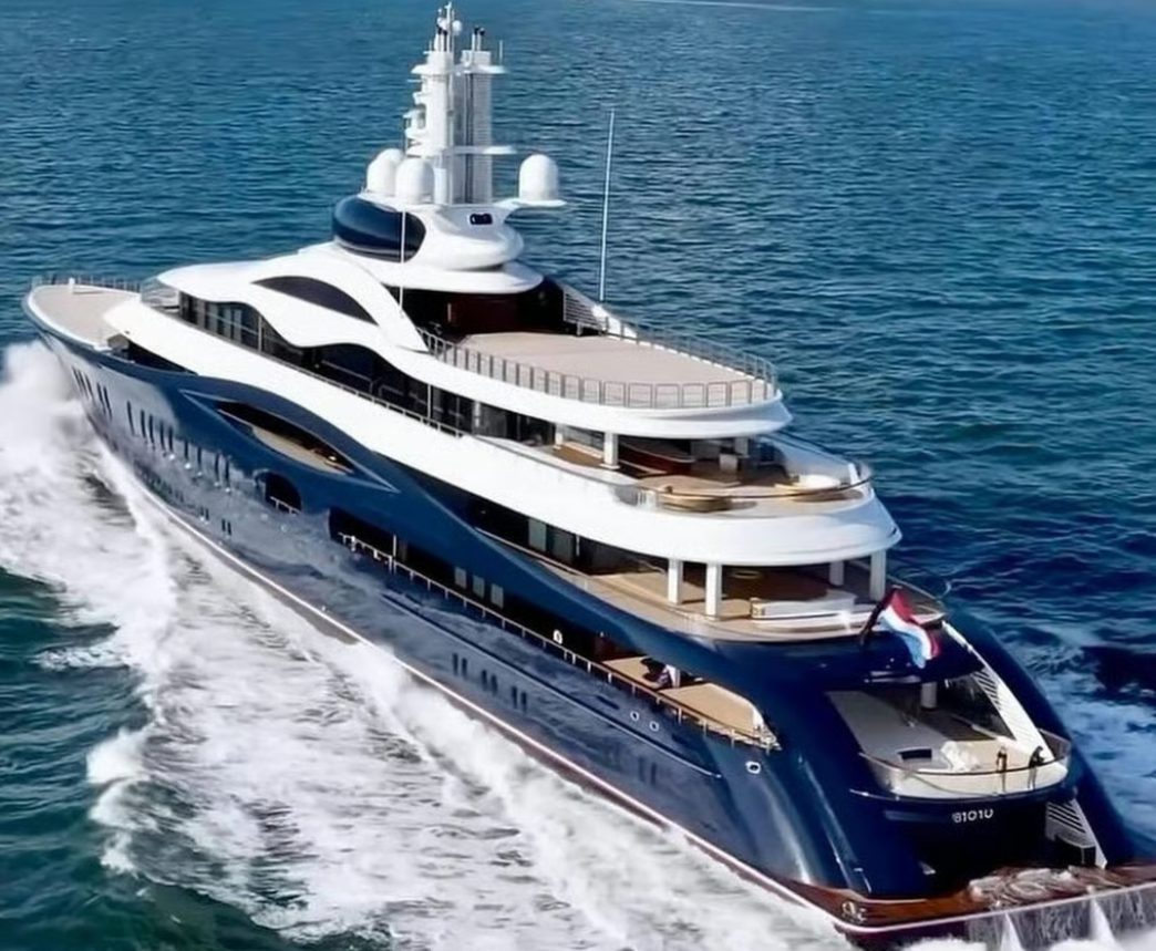 Zuckerberg's $300M superyacht drew boos the same day Meta cut 1,400 jobs