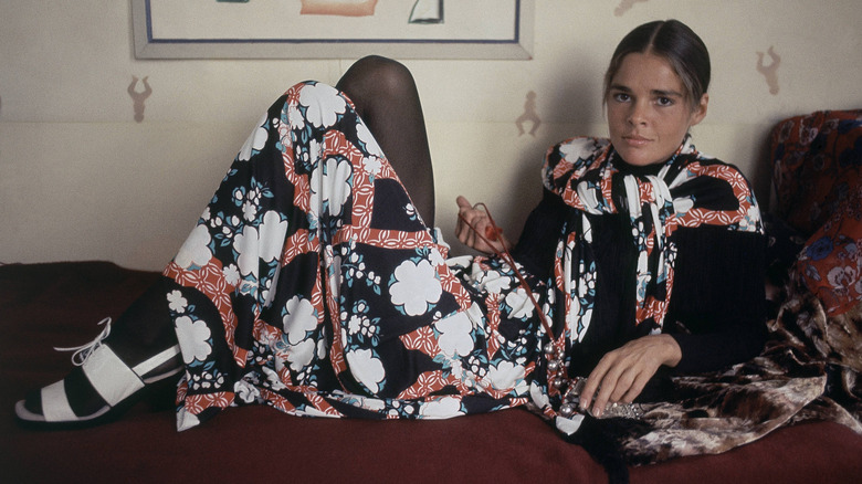9 stunning style moments that made Ali MacGraw a fashion icon