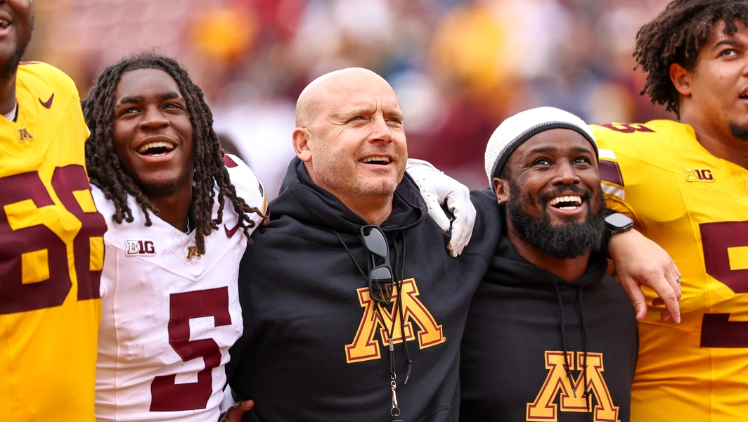 Three-star safety Maxwell Miles flips from Michigan to Minnesota