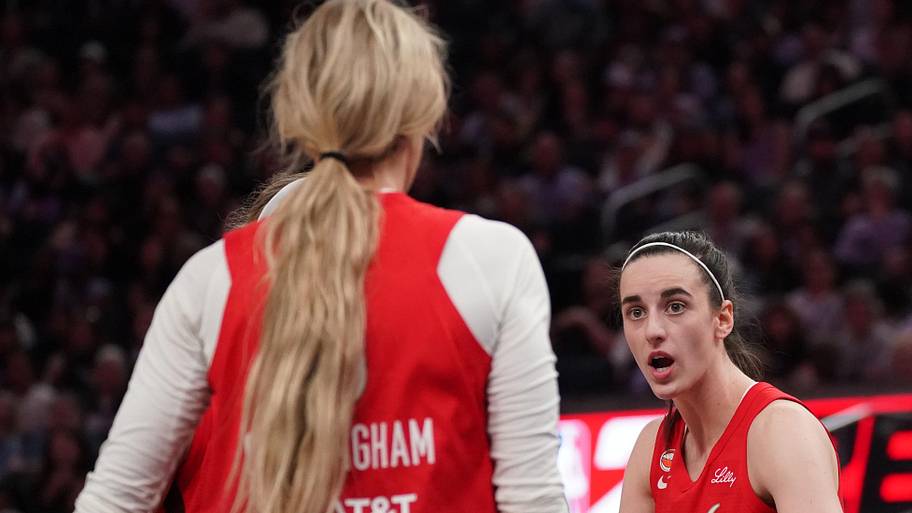 Indiana Fever hold team meeting after Portland Fire loss fallout