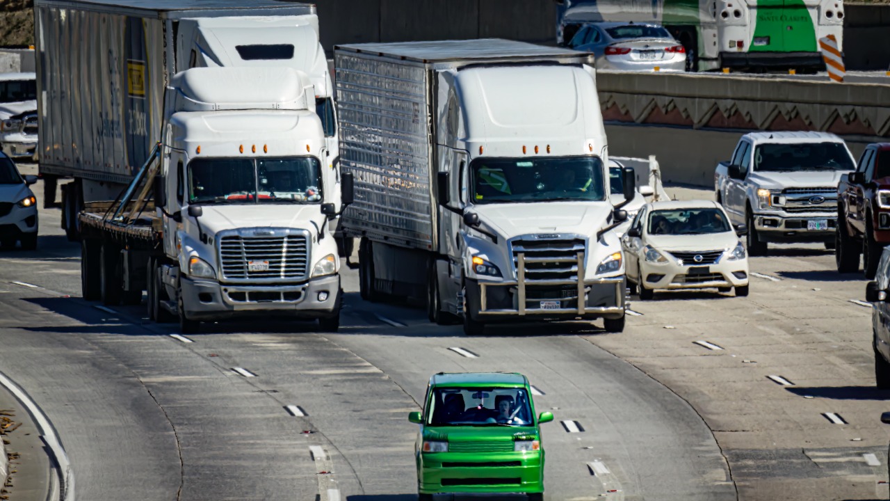 Bot Auto says its driverless freight rigs already beat human drivers on ...
