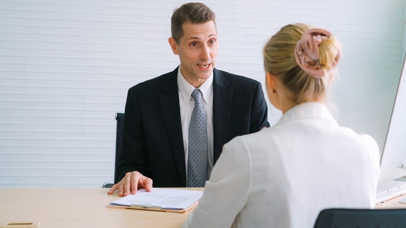 Candidate asks to reschedule final interview, hiring manager’s response ...