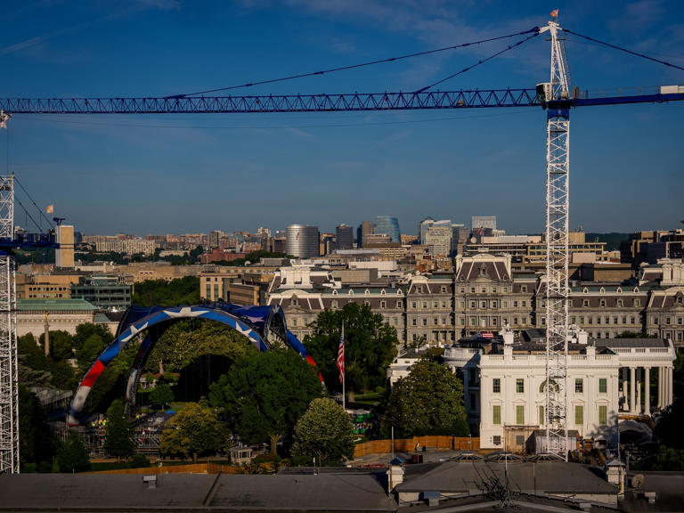 New satellite imagery shows White House UFC structure and ballroom ...