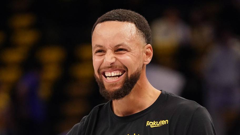 Nike may have blown it again on lucrative Stephen Curry deal