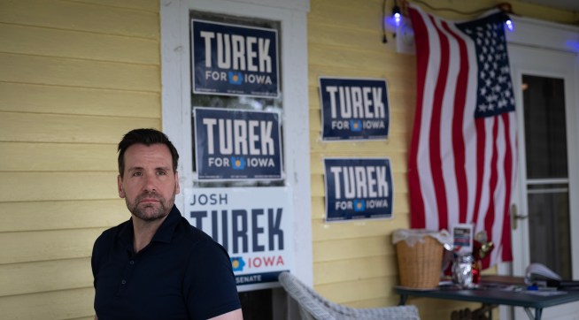 Running on ‘prairie populism,’ Turek wins primary as Iowa Dems reach ...