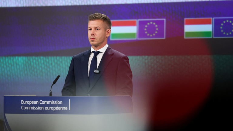 Politico: Magyar Péter zárt ajtók mögött jelezte, hogy zöld utat adhat ...