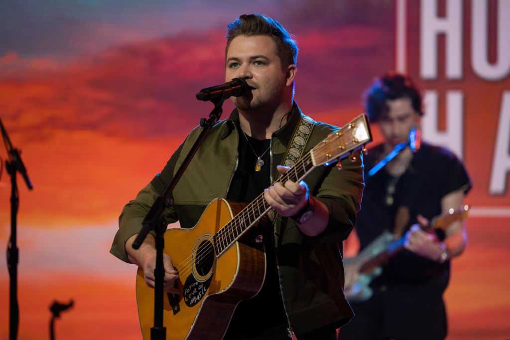 Award-winning country pop artist Hunter Hayes to perform in Omaha this year