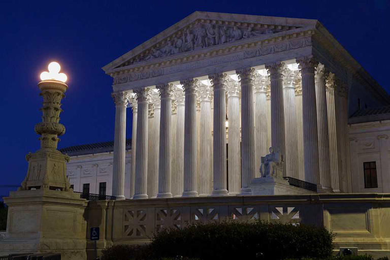 Supreme Court allows Alabama to use congressional map favoring ...