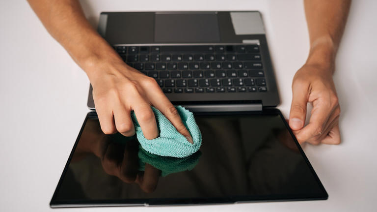 Can you use eyeglass cleaner on a monitor screen?